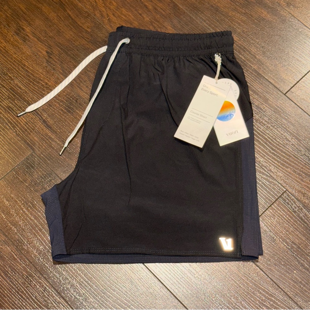 NWT! Vuori Course Run 5” Shorts Mens Size XL Black